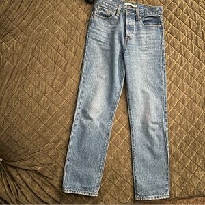 Levi’s Wedgie Straight Jeans